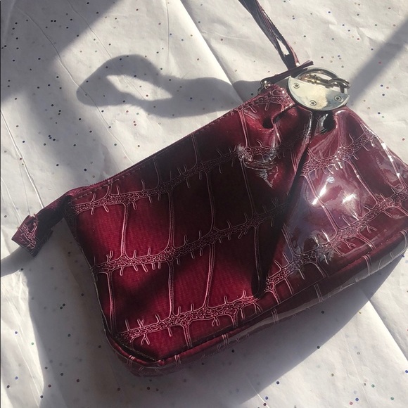 EUC Purple Patent Wristlet - Picture 4 of 5